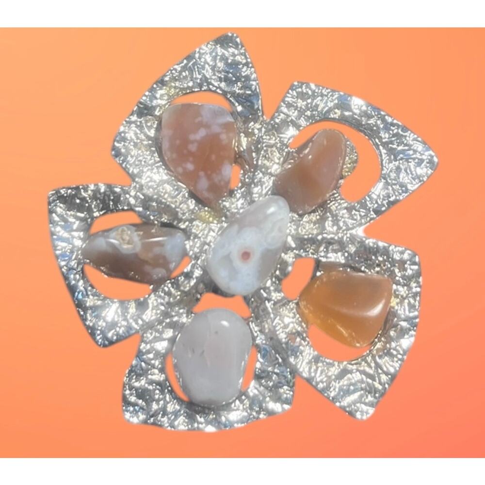 Vintage Scottish Agate Pebble Floral Brooch 1970’s 1 3/4”